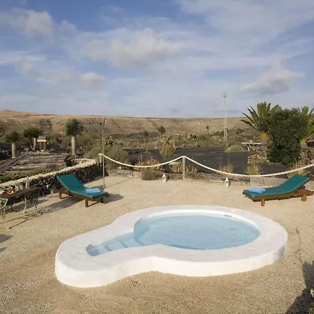 El Pinar Sleeps 4 Pool Wifi فيلة *